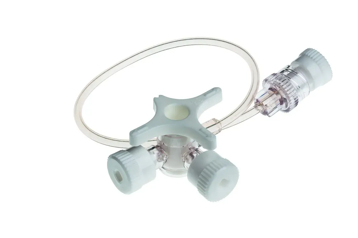 BD Connecta+³ Dreiwegehahn rot / 100 Stück